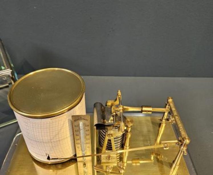 Unusual Edwardian Brass and Nickel Plated Case Barograph - Image 2