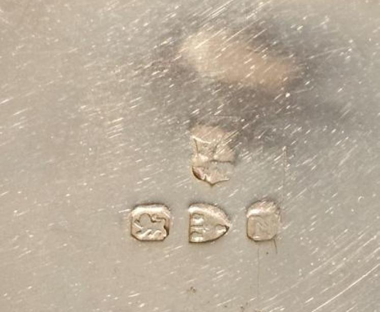 Small Victorian Heart Shaped Silver Ring Box - Image 5