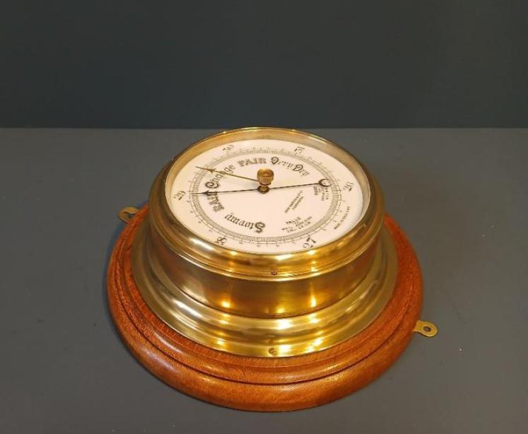 Victorian Barker of Kensington Bulkhead Barometer - Image 7