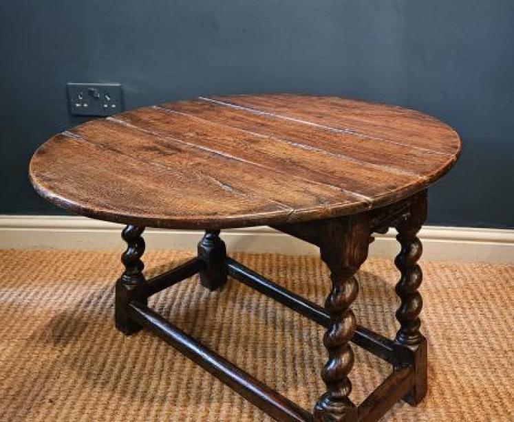 George I Oak Drop Leaf Occasional Table - Image 4