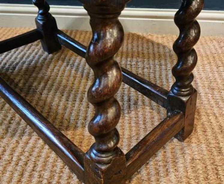 George I Oak Drop Leaf Occasional Table - Image 5