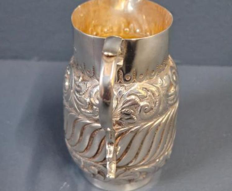 Small Victorian Silver Cream Jug - Image 3