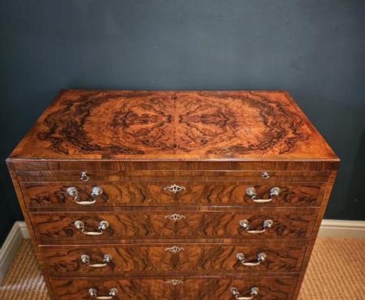 Superb Late Georgian Walnut Chest with Brushing Slide - Image 3