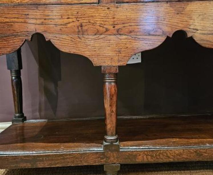 George III Country House Oak Dresser - Image 2