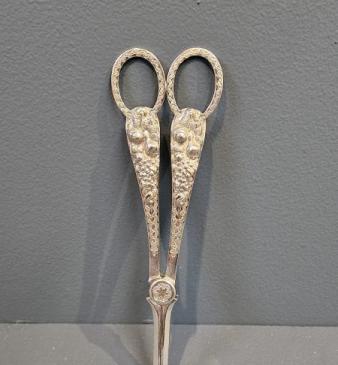 Superb Victorian Cast Silver Grape Scissors