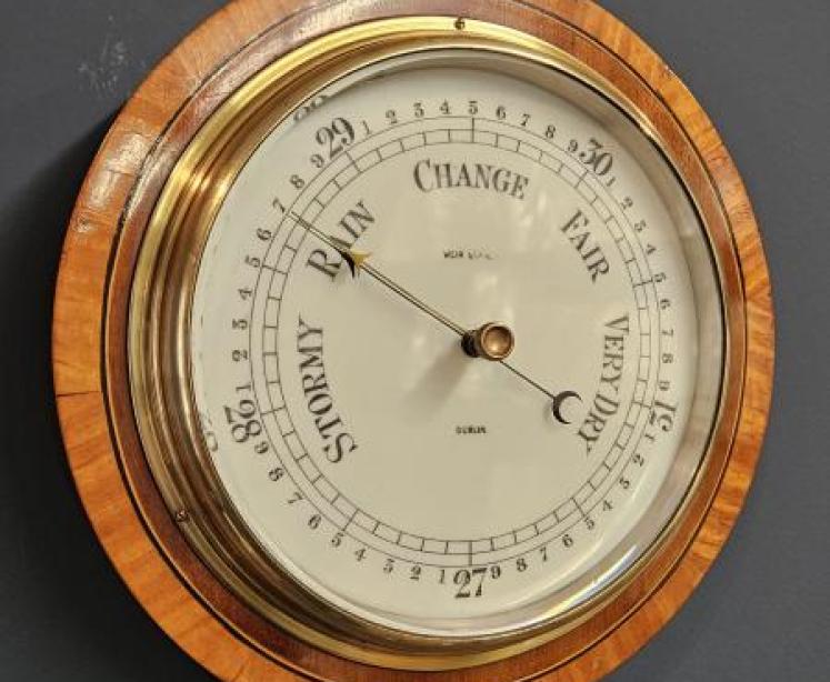 Edwardian Dublin Walnut Cased Aneroid Barometer - Image 2