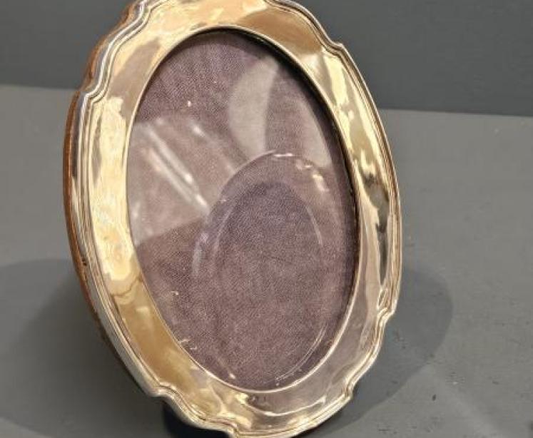 Matching Pair of Silver Photo Frames - Image 4