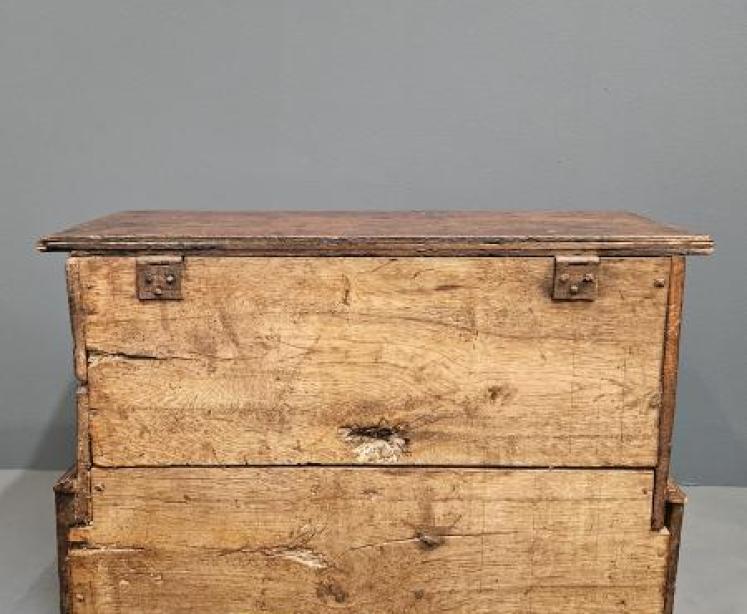 Small George II Coffer Bach - Image 6