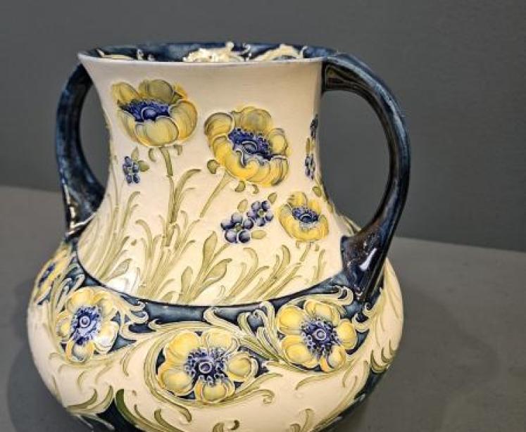 Moorcroft Macintyre Poppies Twin Handle Vase - Image 3