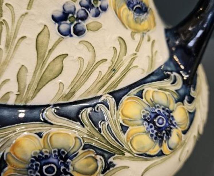 Moorcroft Macintyre Poppies Twin Handle Vase - Image 6