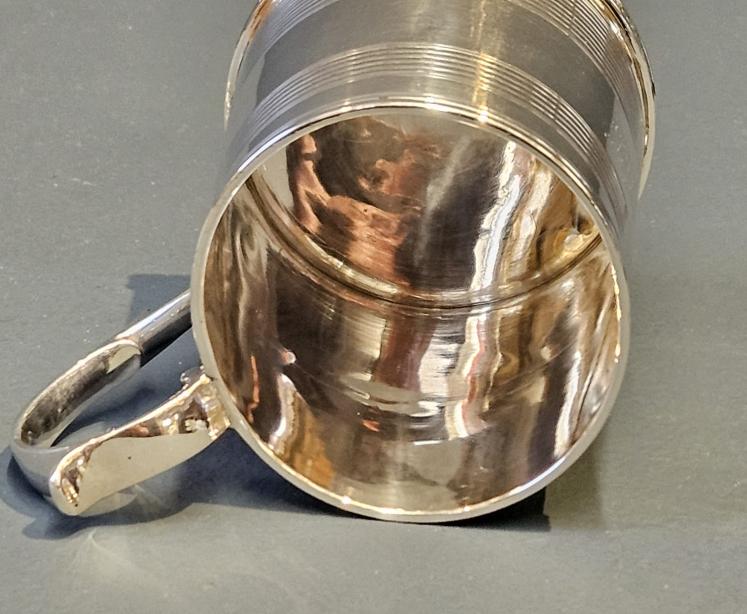 Early Victorian Silver Mug - Image 2