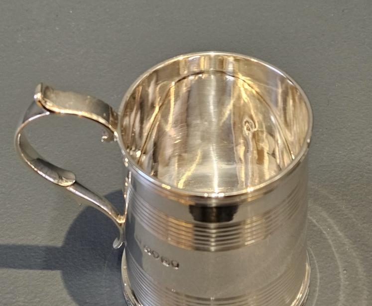 Early Victorian Silver Mug - Image 8