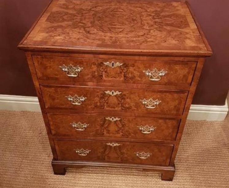 Superb Small Victorian Burr Walnut Chest of Drawers - Image 1