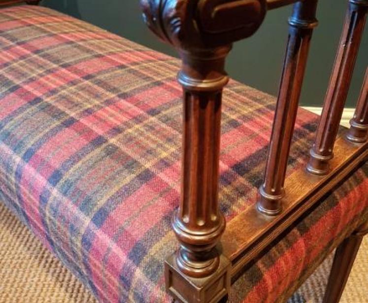 Fine Quality Early Victorian Mahogany Double Stool - Image 4