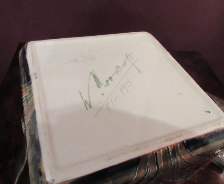 Early Moorcroft Cornflower Twin Handled Box & Cover - Image 5