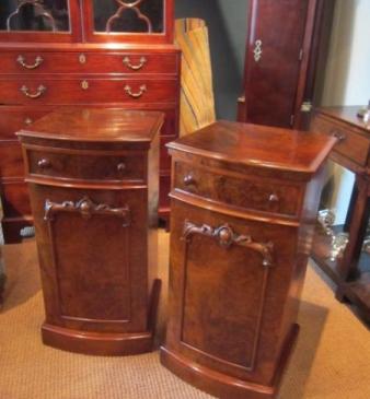 Stunning Pair of Victorian Figured Walnut Bedside Cabinets