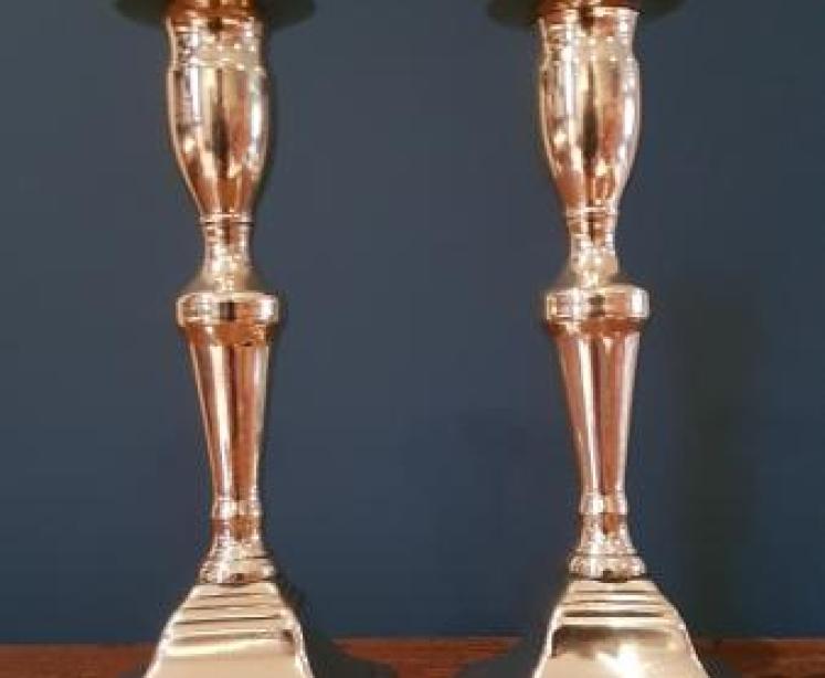 Pair of Fine George III Seamed Brass Candlesticks - Image 1