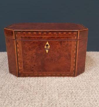 Superb Antique Regency Burr Yew Tea Caddy