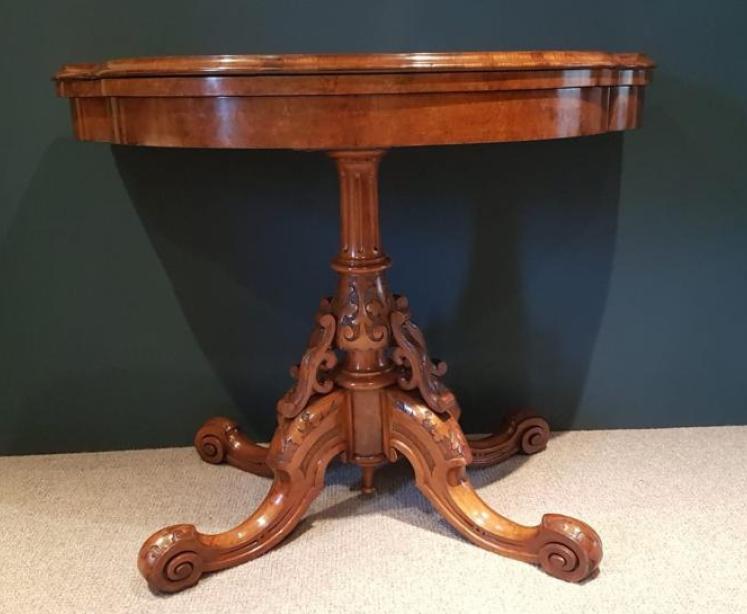 Fine Quality Victorian Burr Walnut Fold Over Top Table - Image 3