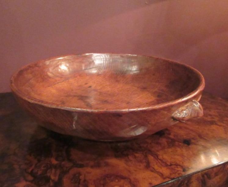 Early Mouseman Adzed Oak Fruit Bowl - Image 5