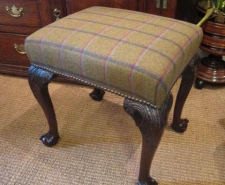 Superb George III Mahogany Cabriole Leg Stool - Image 1