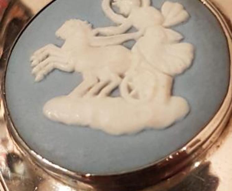 Antique Silver Heart Shaped Ring Box - Image 2