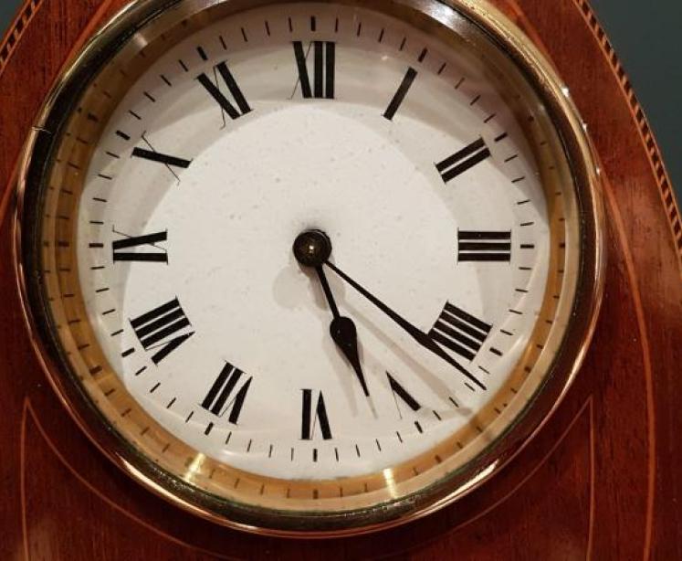 Superb Late Victorian Inlaid Mahogany Mantel Clock - Image 4