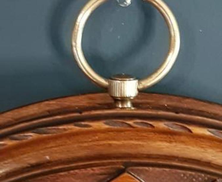 Victorian Carved Walnut Aneroid Barometer with  Silvered Dial - Image 3