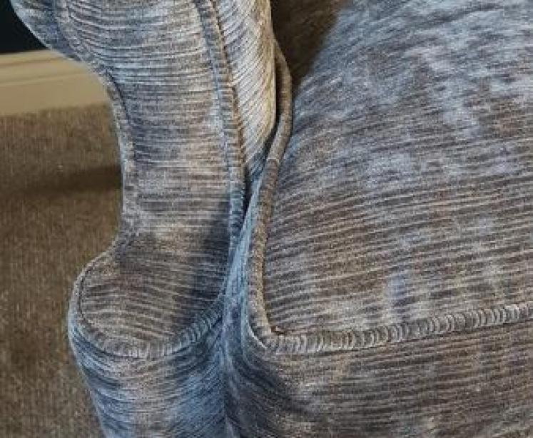 Fine Quality Antique Victorian Wing Back Arm Chair - Image 3