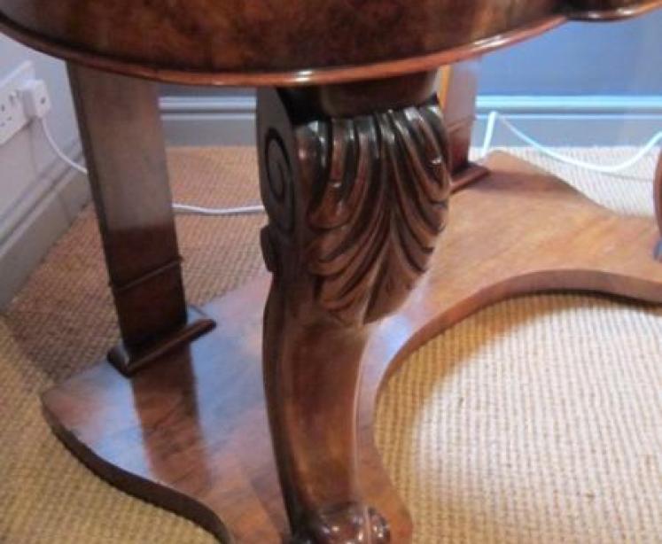 Top Quality Victorian Walnut 'Duchess' Dressing Table - Image 3