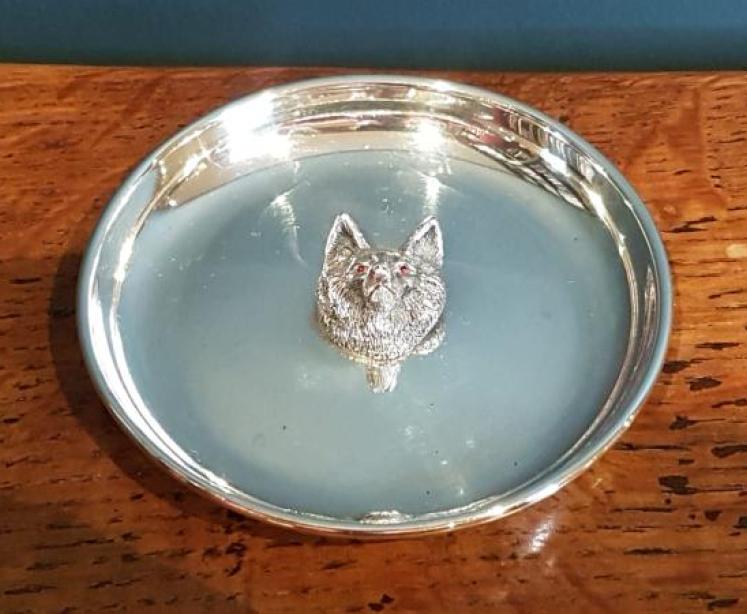Antique Fox Head with Ruby Eyes Pin Cuff Links Dish - Image 1