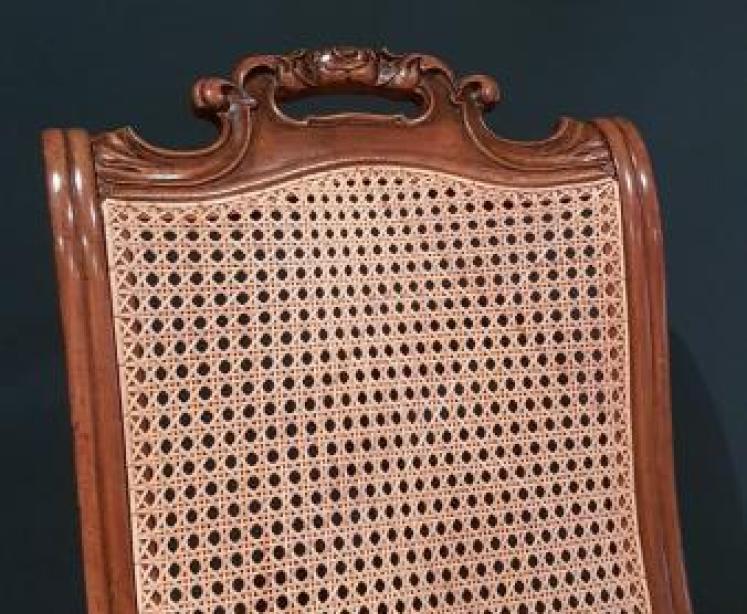 Antique Victorian Walnut Rocking Chair - Image 4