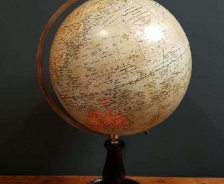 Antique Philips 8" British Empire Globe - Image 1