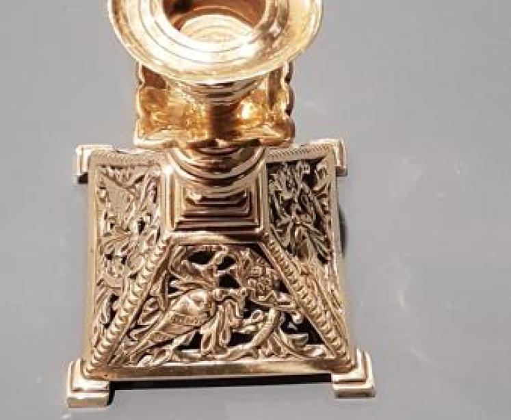 Pair of Victorian Brass Candlesticks - Image 5