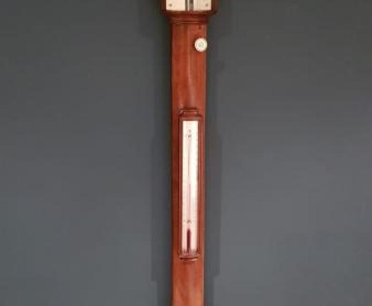 Fine Quality Antique Bow Front Mahogany Stick Barometer - Image 1