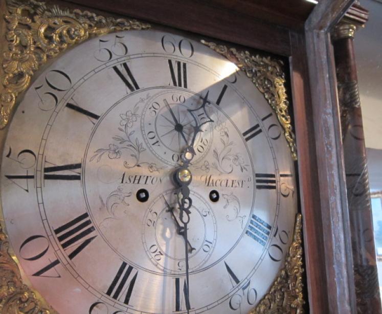 Fine Mid Georgian 8 Day Macclesfield Longcase Clock - Image 3
