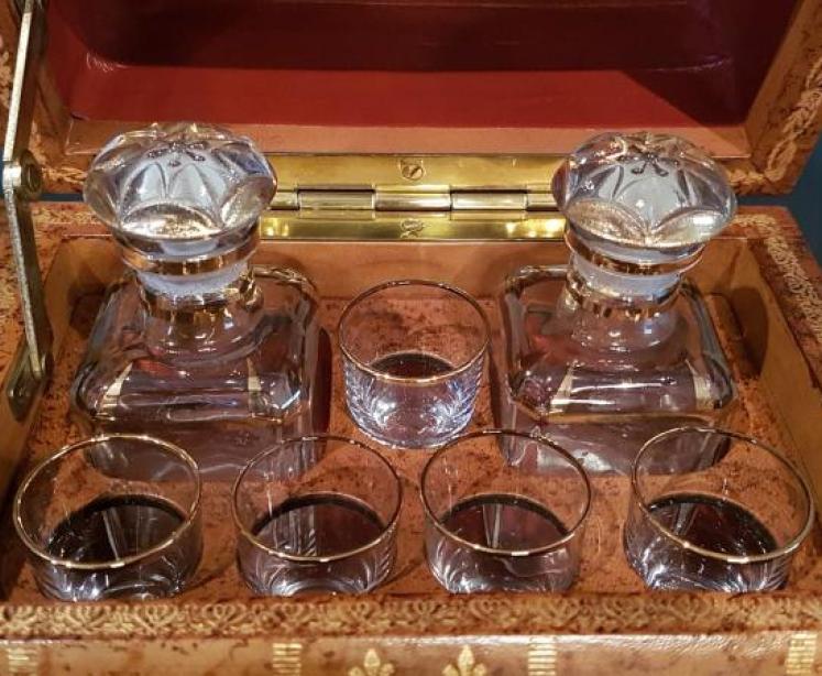 Antique Leather Books Liqueur Tantalus - Image 4