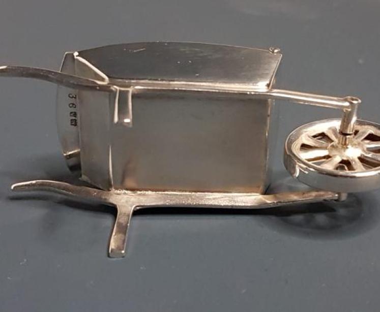 Antique Silver Wheelbarrow Stamp Box - Image 6