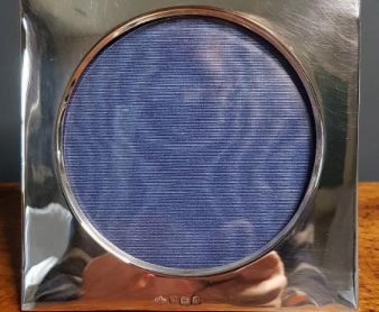 Edwardian Silver Photo Frame by Elkington  - Image 1