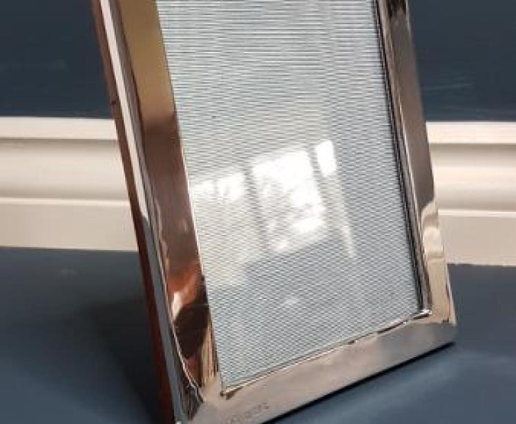 Antique George V Period Silver Photo Frame  - Image 3