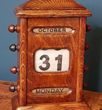 Antique Victorian Oak Perpetual Desk Calendar