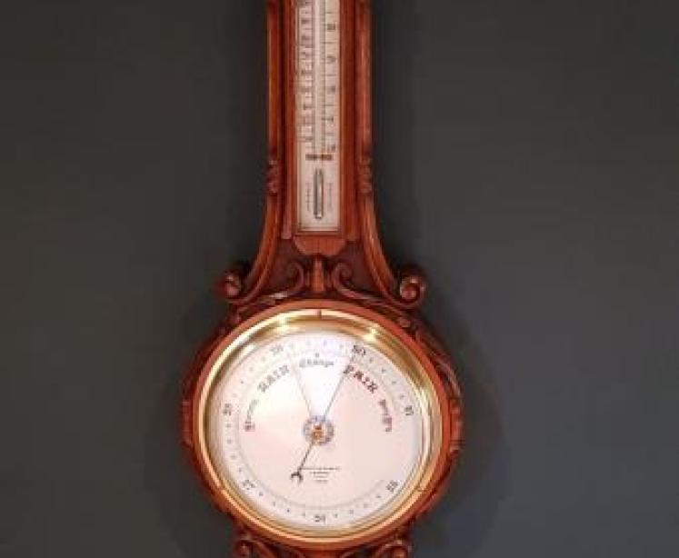 Outstanding Quality Antique Negretti and Zambra Barometer - Image 1