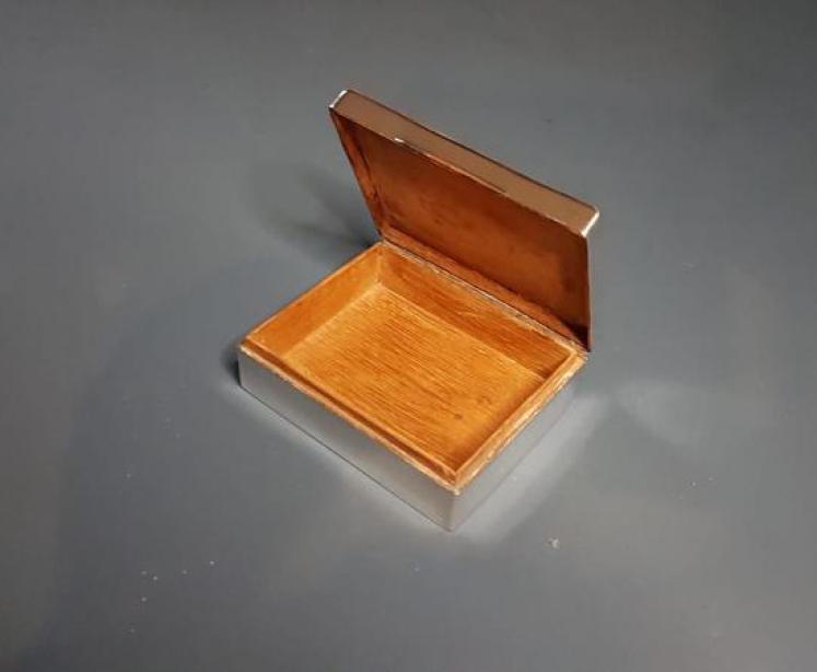 Antique Silver and Burr Walnut Box - Image 3