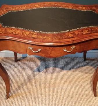 Fine Victorian Inlaid Walnut Writing Table