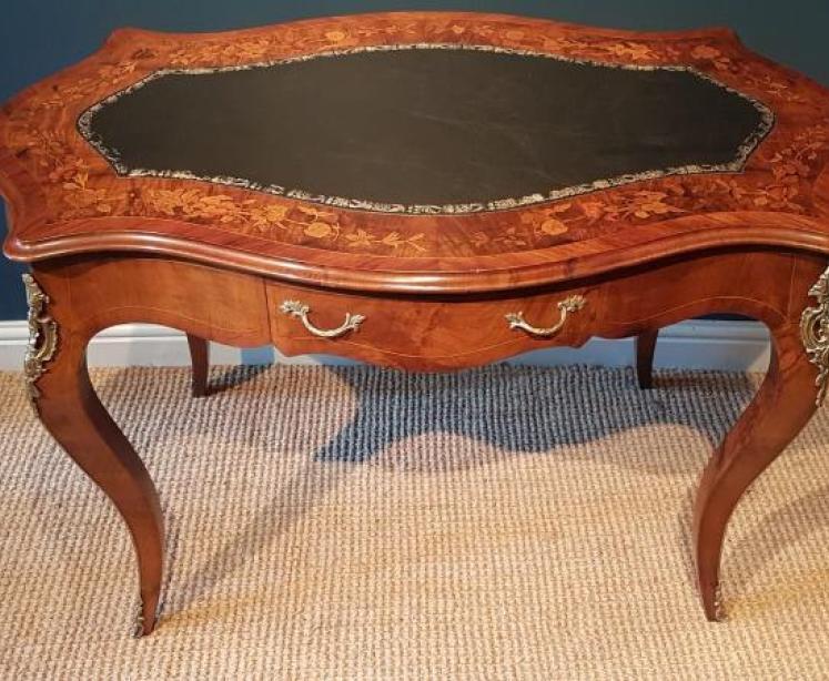 Fine Victorian Inlaid Walnut Writing Table - Image 1