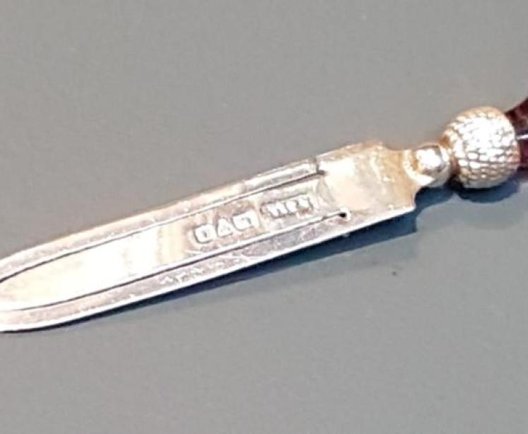 Silver Thistle Top Bookmark - Image 1