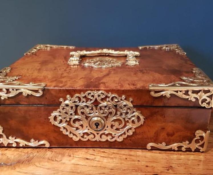 Superb Victorian Walnut and Ormolu Trimmed Jewellery Box - Image 1