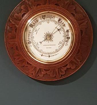 Superb Victorian Carved Oak Dundee Barometer 