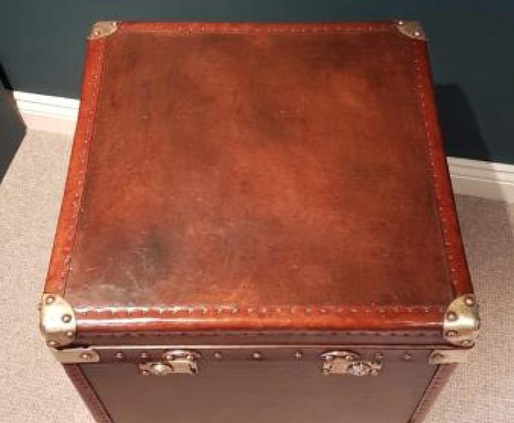 Superb Antique Leather and Brass Trimmed Trunk - Image 3