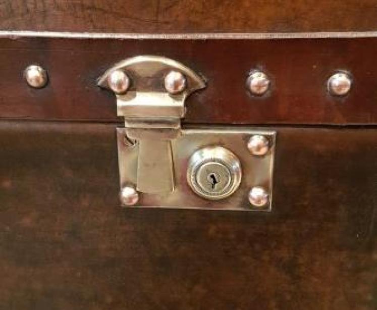 Superb Antique Leather and Brass Trimmed Trunk - Image 6